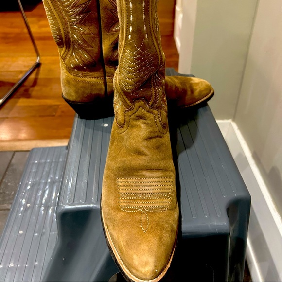 Cowgirl boots - Picture 1 of 4